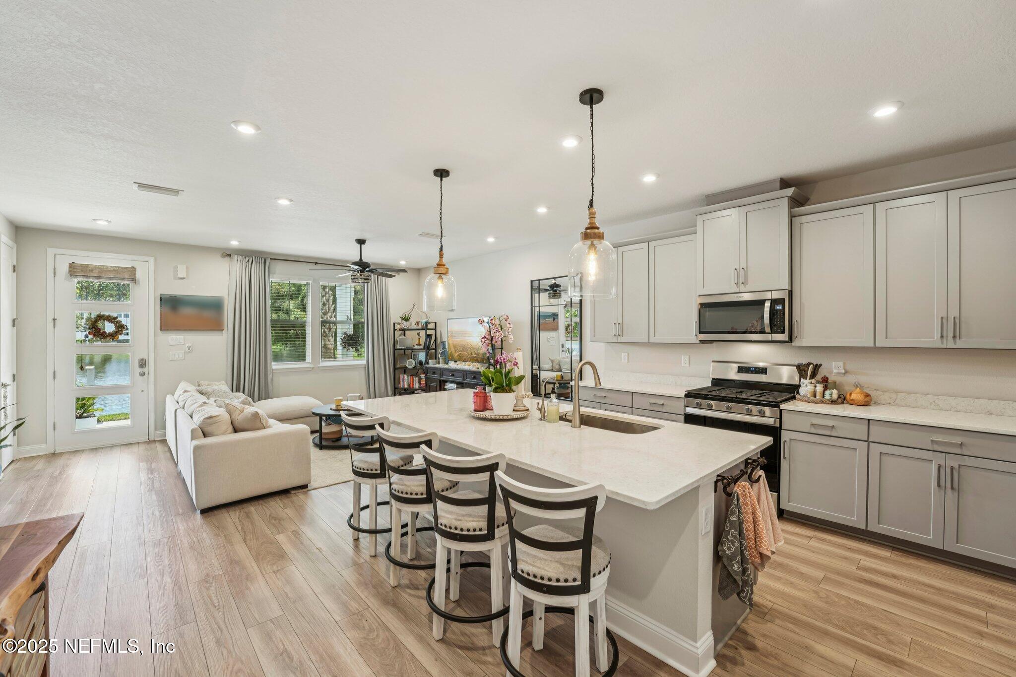 Jacksonville, Florida, 32224, United States, 3 Bedrooms Bedrooms, ,3 BathroomsBathrooms,Residential,For Sale,1917775