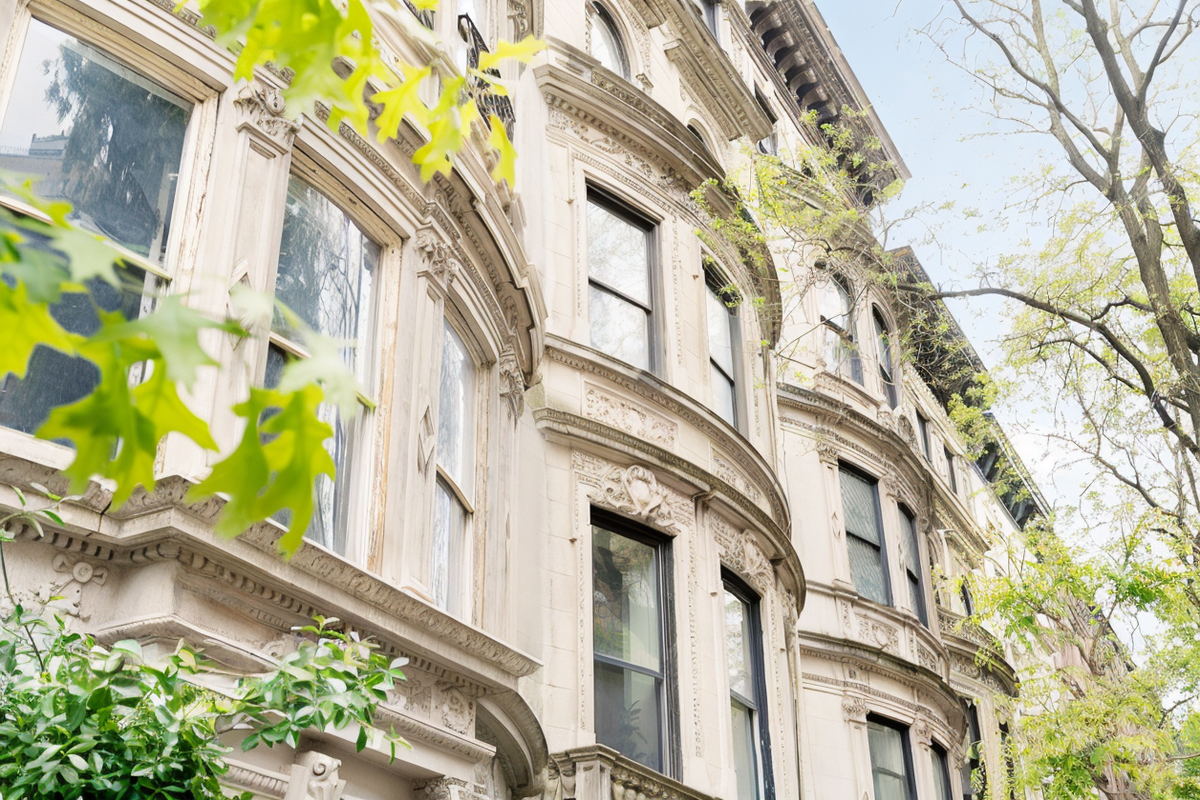 18 W 76th Street, New York, New York, 10023, United States, 6 Bedrooms Bedrooms, ,7 BathroomsBathrooms,Residential,For Sale,18 W 76th Street,1558281