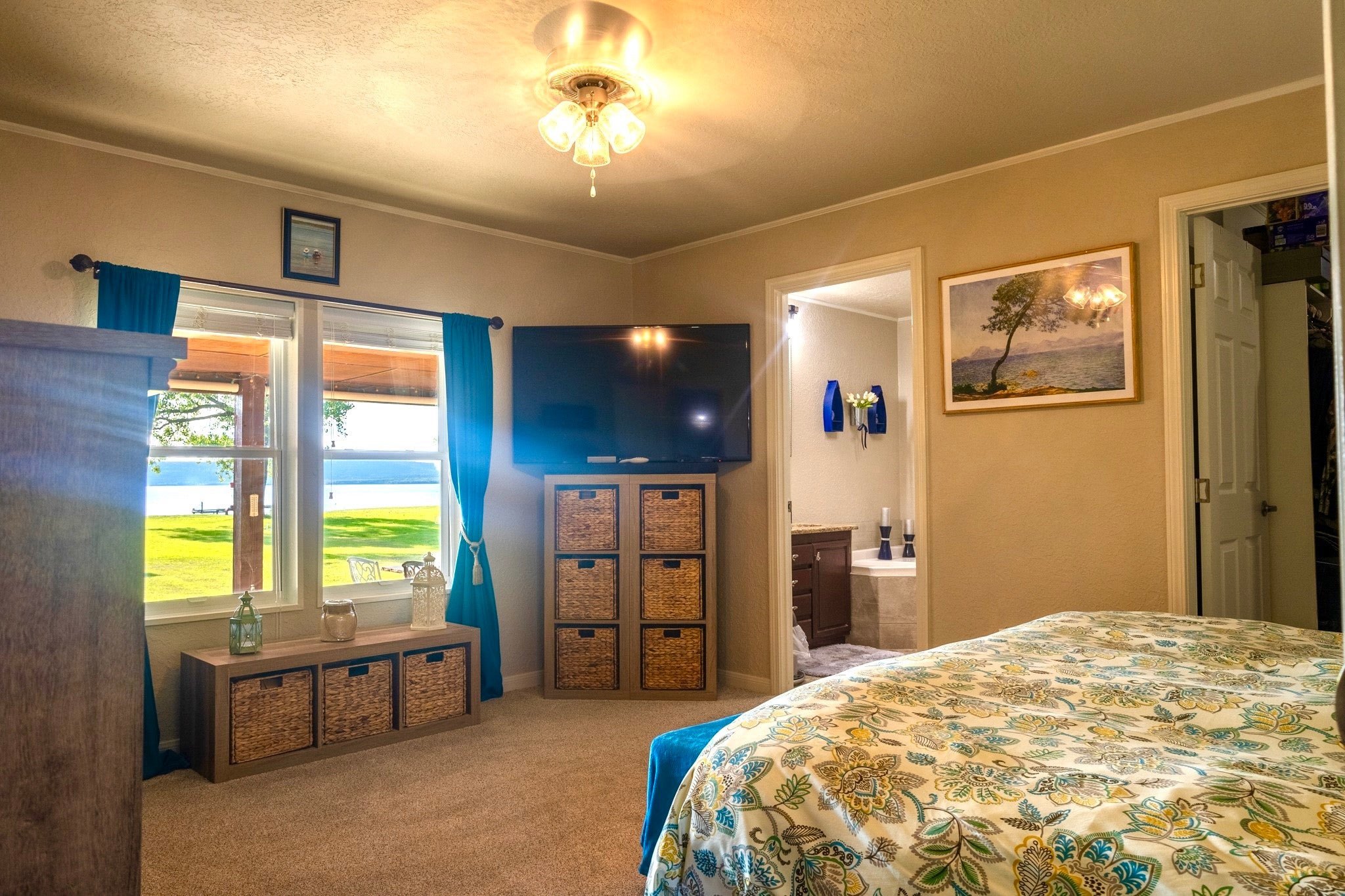 Possum Kingdom Lake, Texas, 76449, United States, 4 Bedrooms Bedrooms, ,3 BathroomsBathrooms,Residential,For Sale,1978522