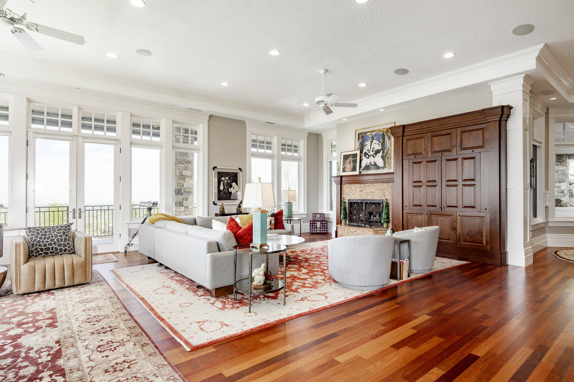  Timeless East Bench Craftsman Estate with Gated Entry, Expansive Light and Views - 物件實景