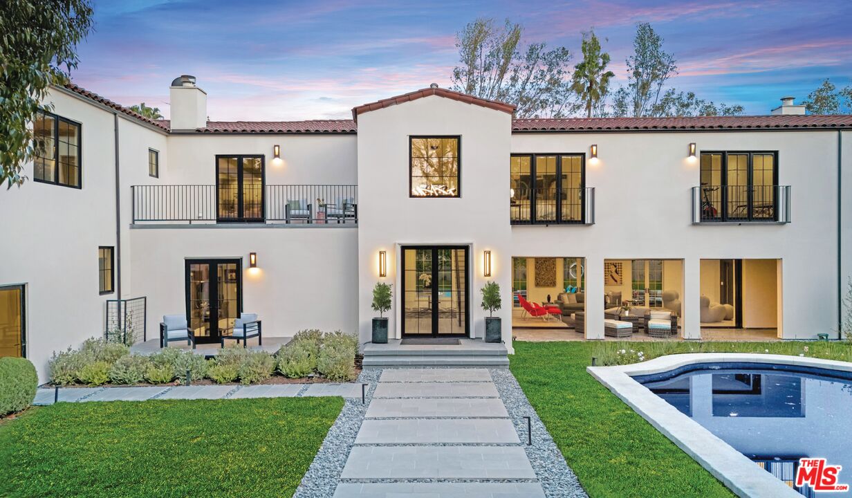 Los Angeles, California, 90077, United States, 5 Bedrooms Bedrooms, ,7 BathroomsBathrooms,Residential,For Sale,1768460