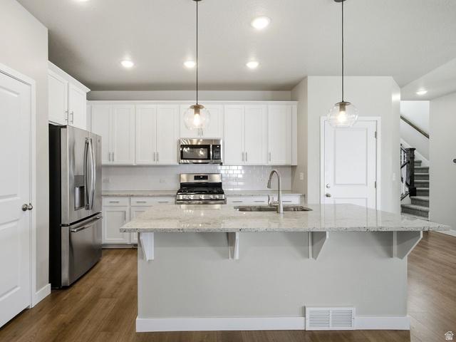 Lehi, Utah, 84048, United States, 3 Bedrooms Bedrooms, ,3 BathroomsBathrooms,Residential,For Sale,2008844