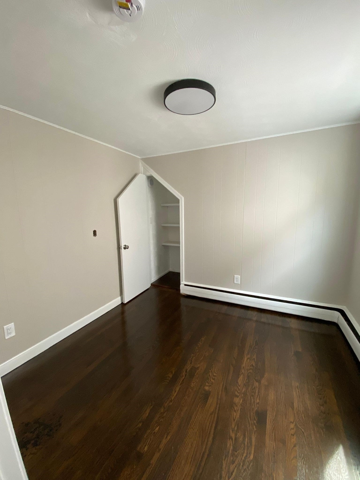 Revere, Massachusetts, 02151, United States, 6 Bedrooms Bedrooms, ,3 BathroomsBathrooms,Residential,For Sale,1898078