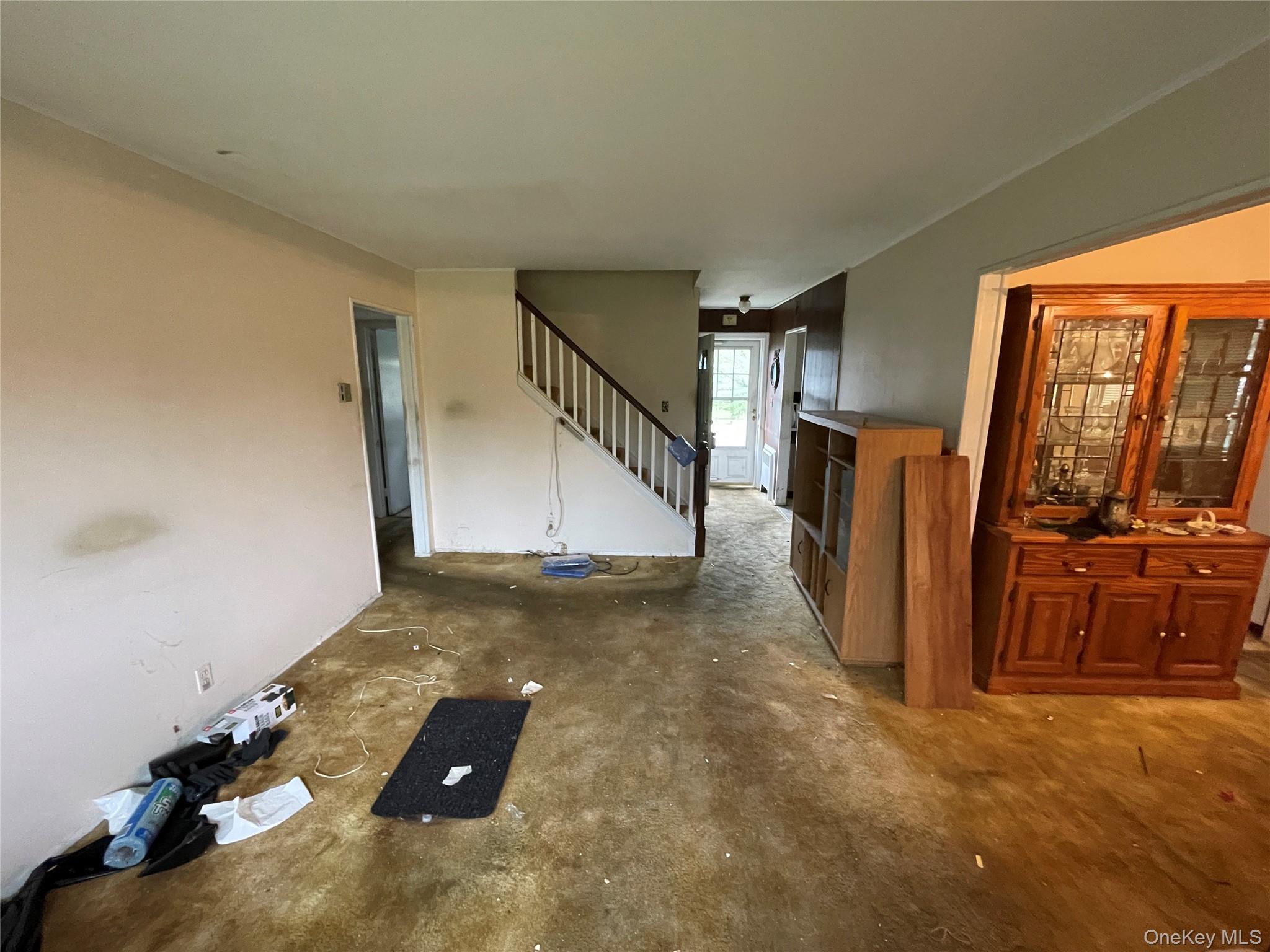 Seaford, New York, 11783, United States, 4 Bedrooms Bedrooms, ,2 BathroomsBathrooms,Residential,For Sale,2048192