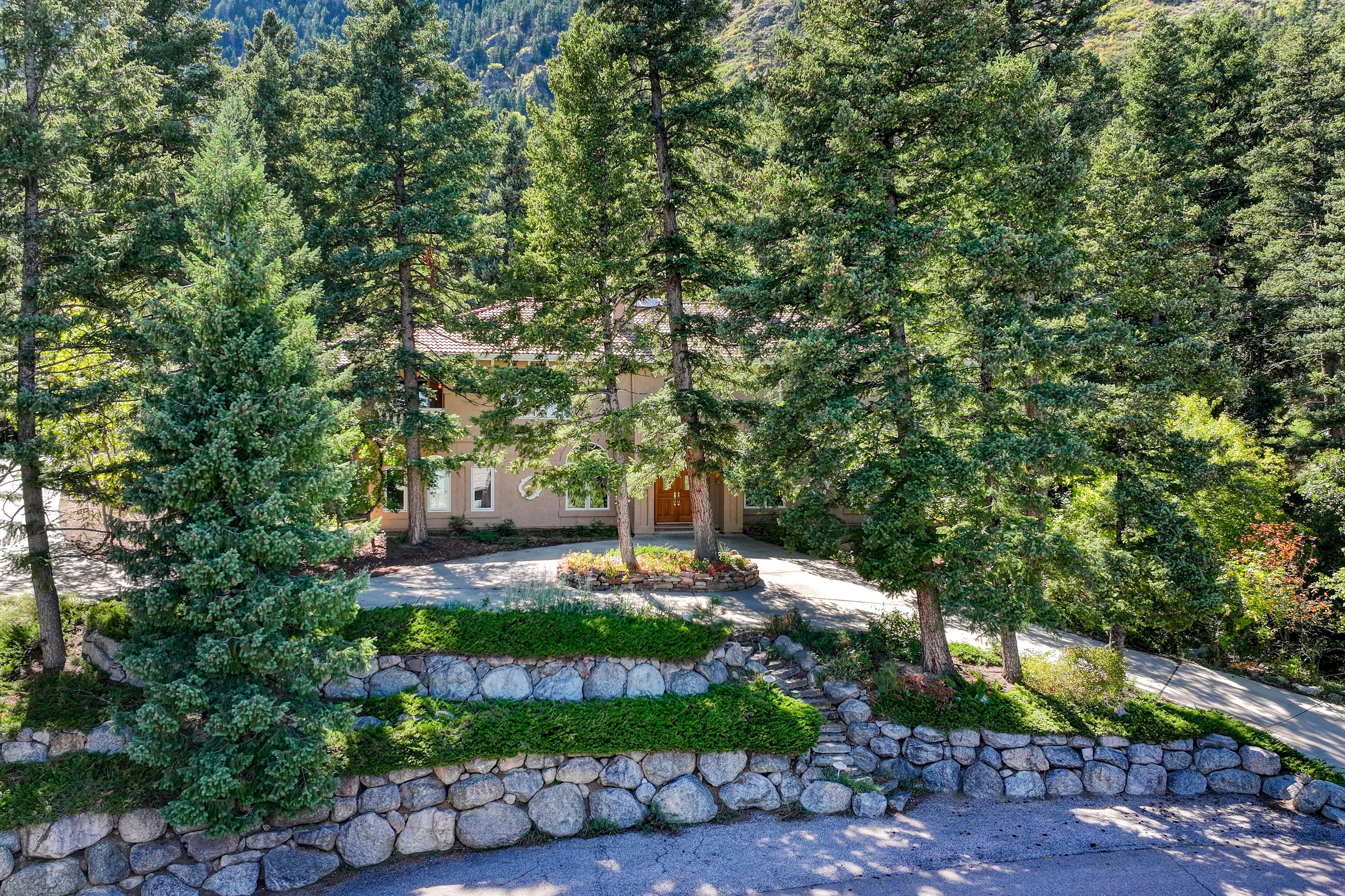  Custom Art Klein Residence on Nearly an Acre in Broadmoor - 物件實景