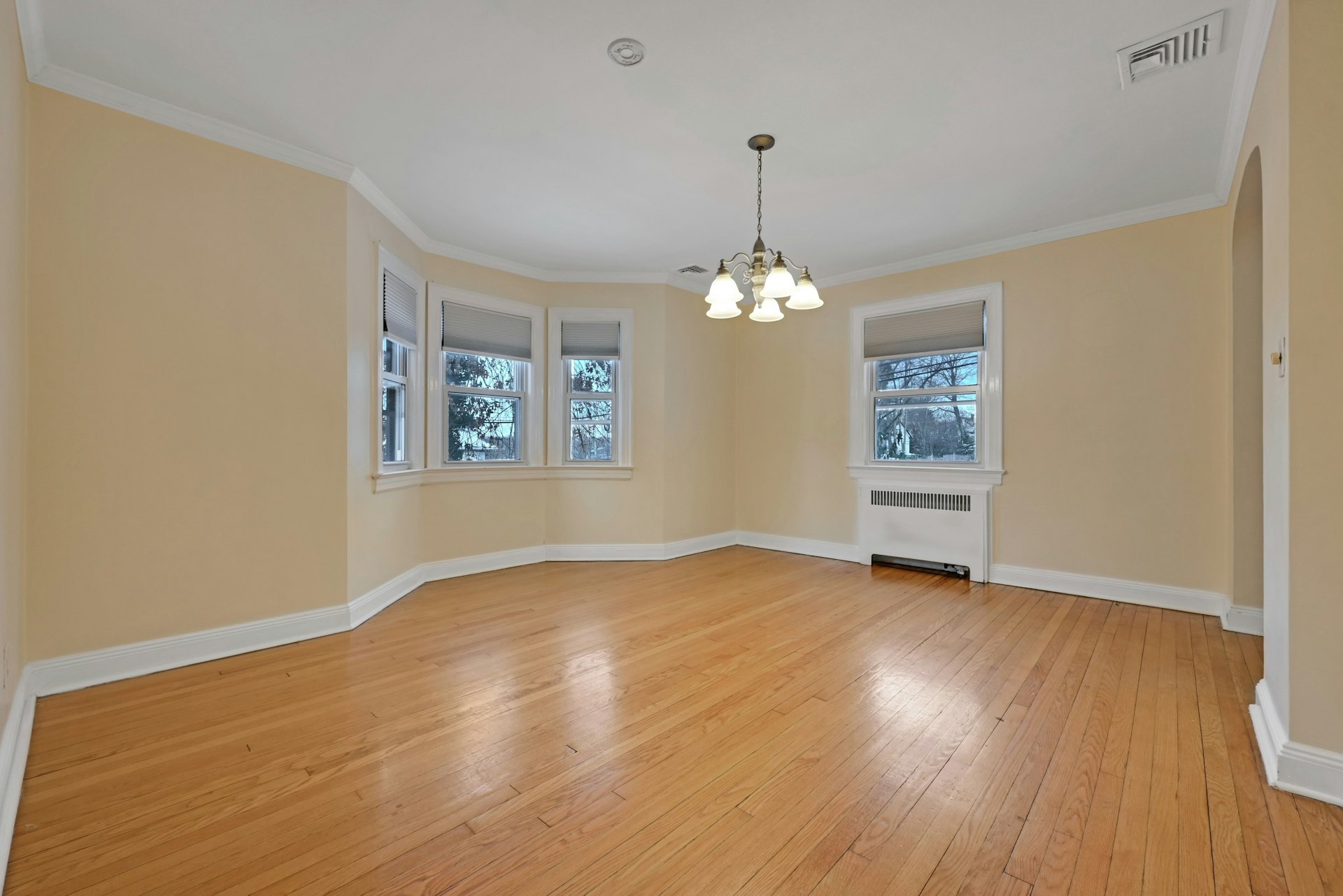  40 Clinton Avenue, Tenafly, NJ, 07670 - 物件實景