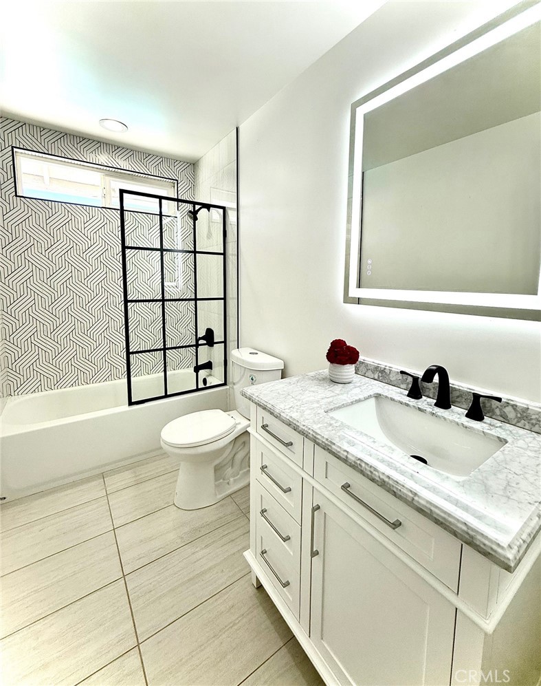 North Palm Springs, California, 92262, United States, 4 Bedrooms Bedrooms, ,2 BathroomsBathrooms,Residential,For Sale,1989712