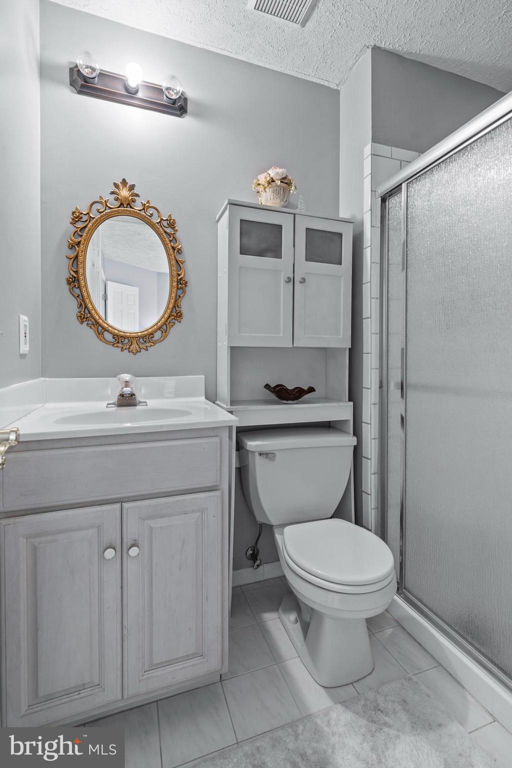 Issue, Maryland, 20645, United States, 4 Bedrooms Bedrooms, ,4 BathroomsBathrooms,Residential,For Sale,1931955