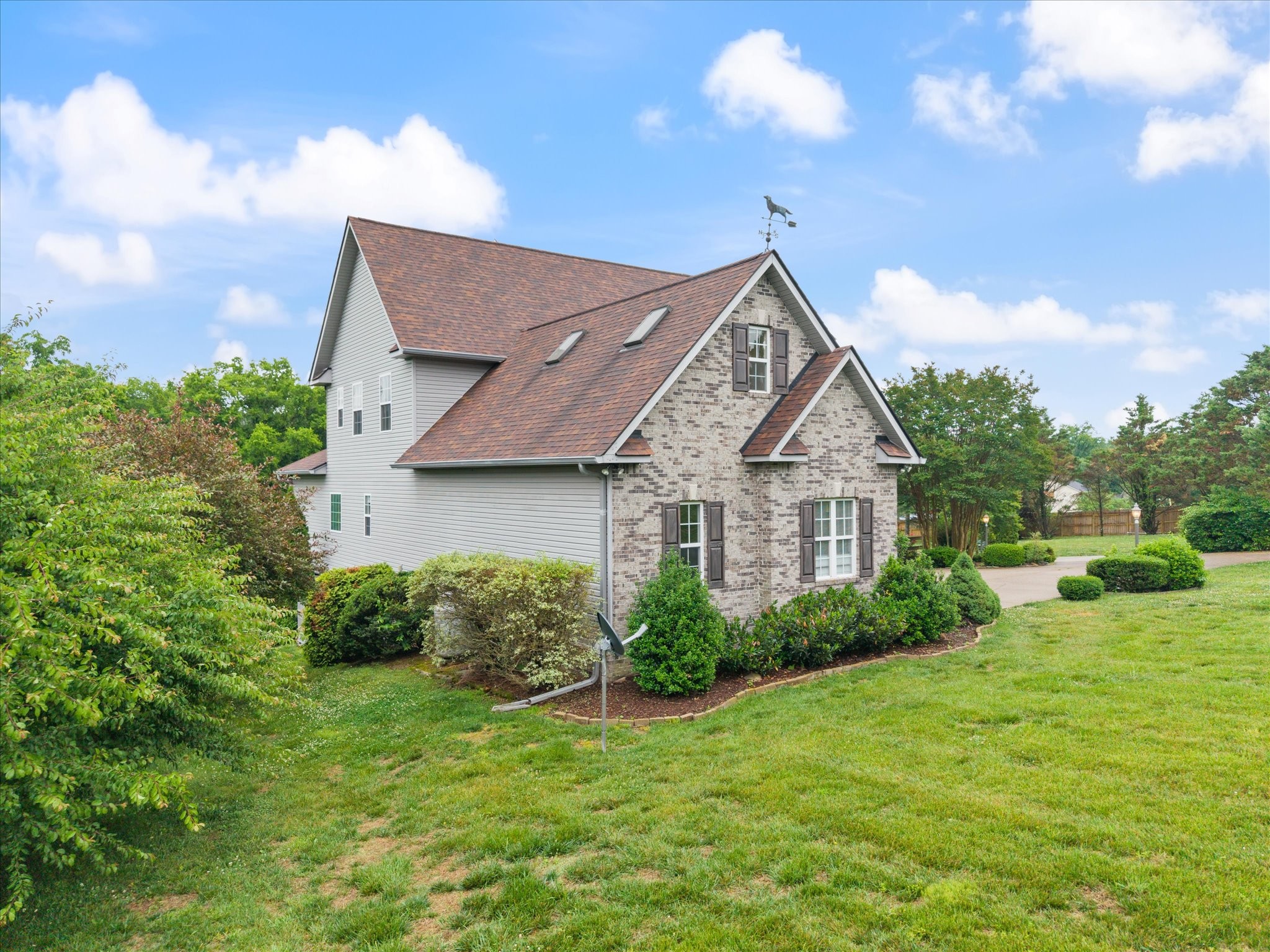  2216 Twin Peaks Ct, Spring Hill, TN, 37174 - 物件實景