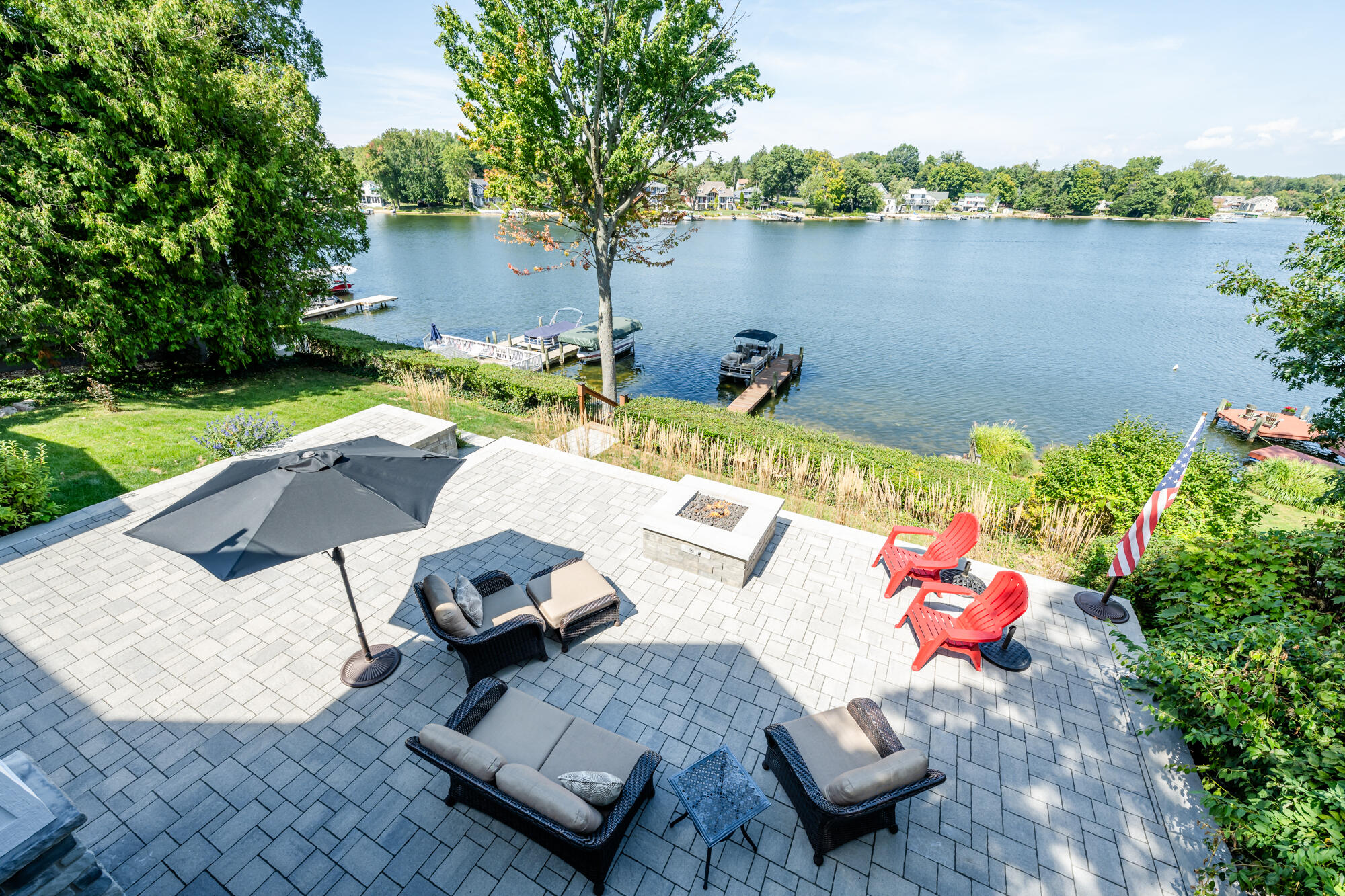Coloma, Michigan, 49038, United States, 4 Bedrooms Bedrooms, ,6 BathroomsBathrooms,Residential,For Sale,1822414