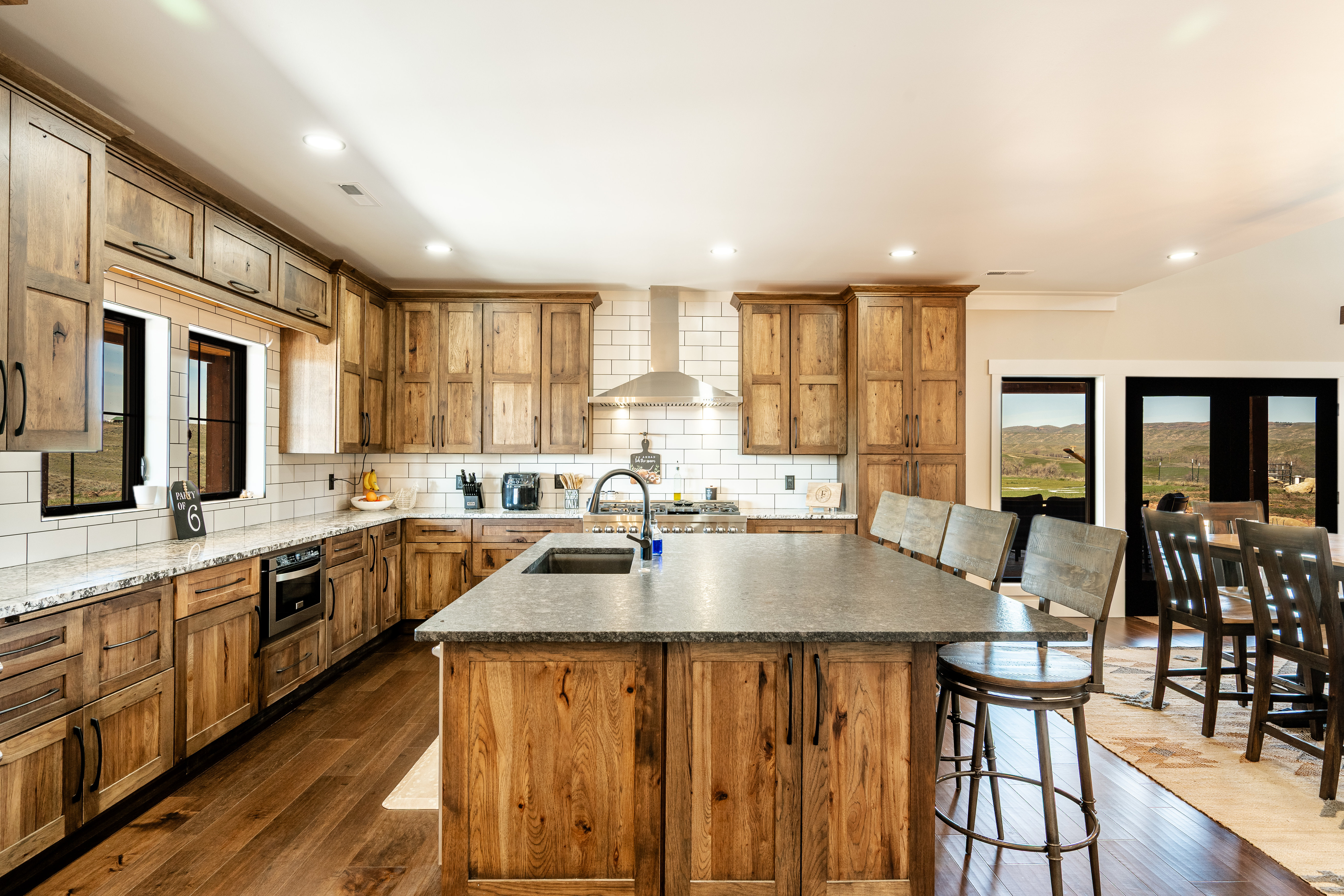 Ranchester, Wyoming, 82839, United States, 5 Bedrooms Bedrooms, ,4 BathroomsBathrooms,Residential,For Sale,1801267