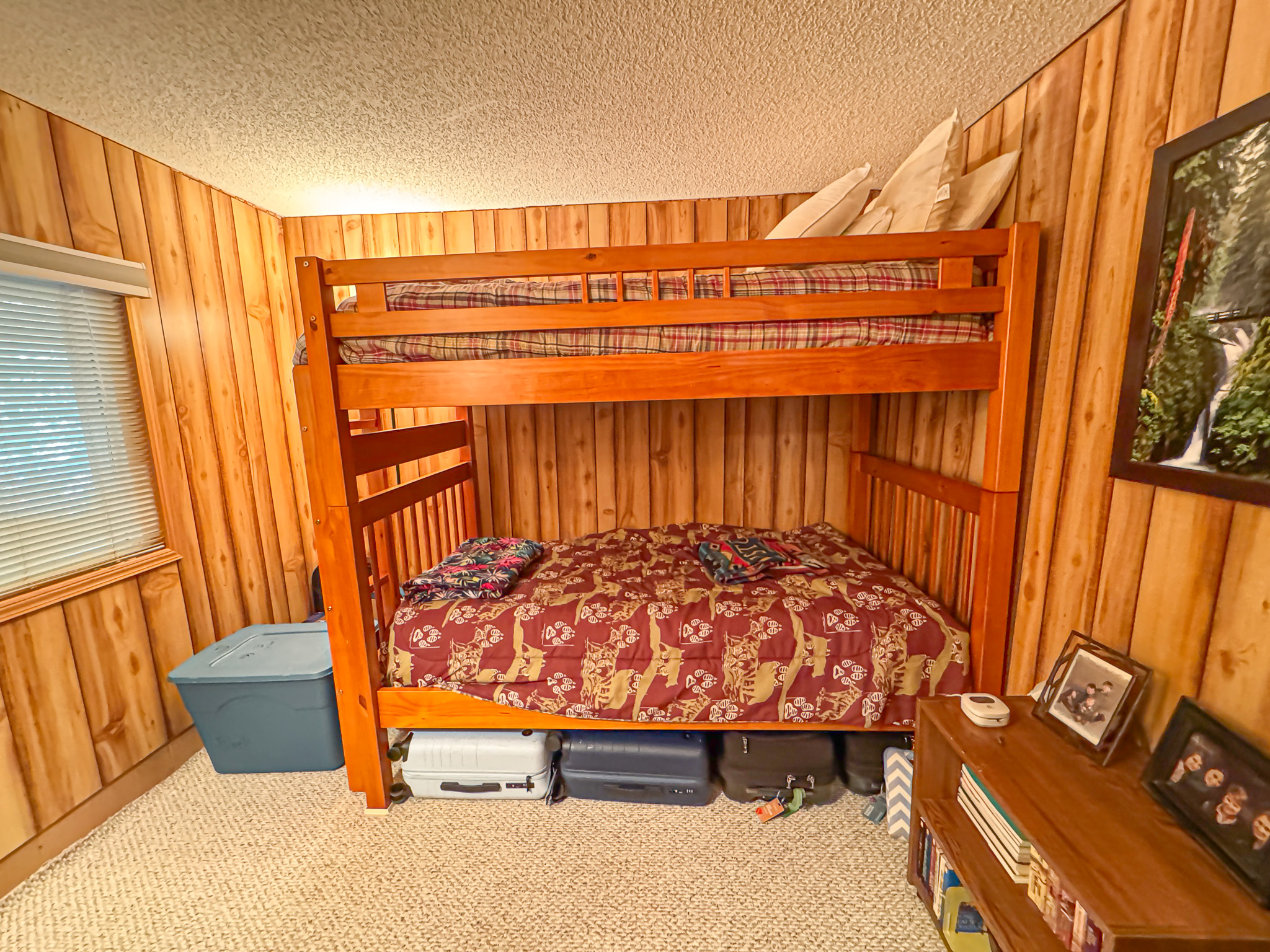 Fountain, Michigan, 49410, United States, 4 Bedrooms Bedrooms, ,3 BathroomsBathrooms,Residential,For Sale,1943035