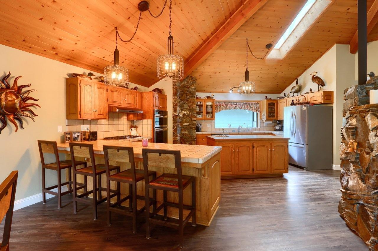 Ahwahnee, California, 93601, United States, 3 Bedrooms Bedrooms, ,2 BathroomsBathrooms,Residential,For Sale,1763270