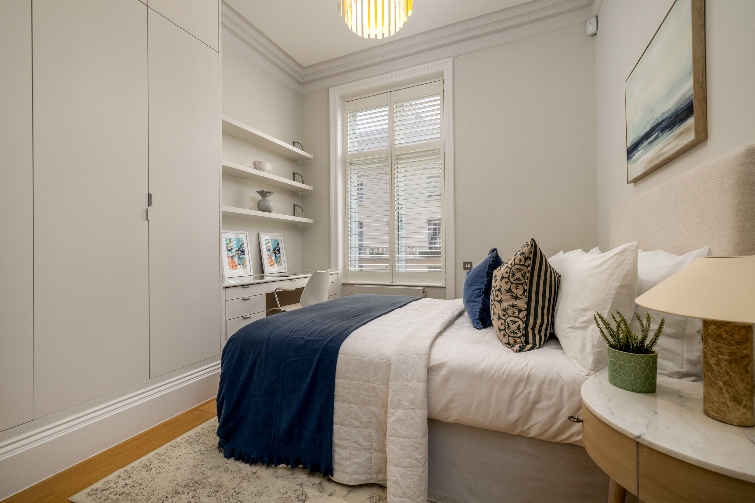  A Grand Lateral Apartment in a Gated Marylebone Mansion Block - 物件實景
