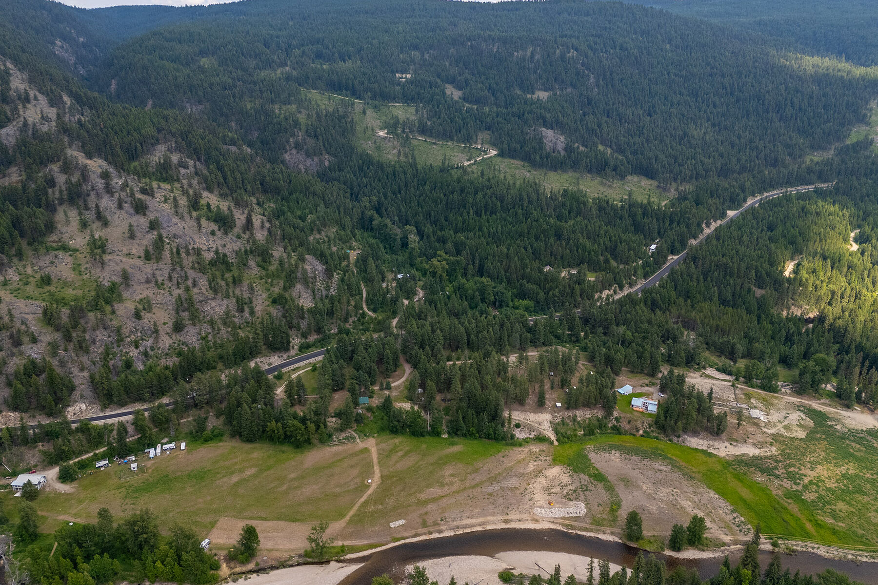  Kettle River Acreage - 物件實景
