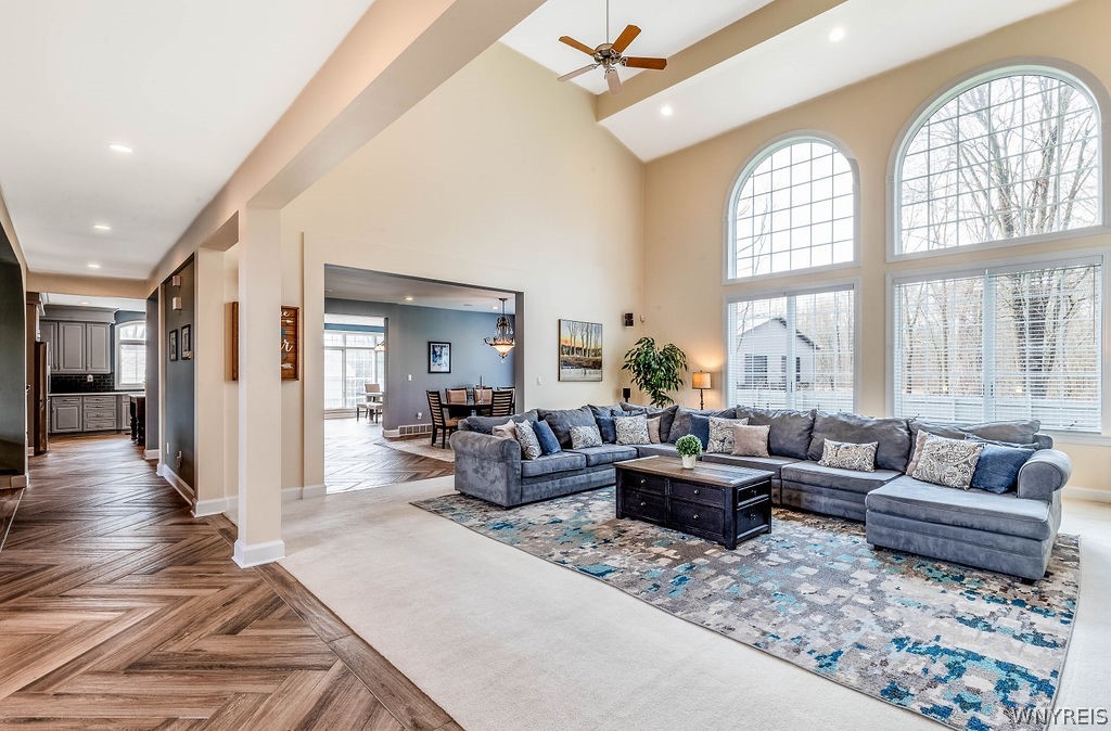 Grand Island, New York, 14072, United States, 5 Bedrooms Bedrooms, ,6 BathroomsBathrooms,Residential,For Sale,2032709