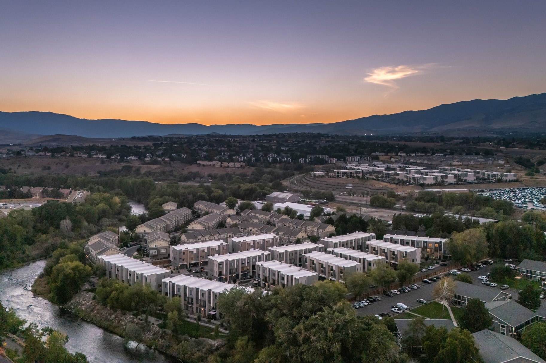  Truckee Riverfront Living in Reno - 物件實景