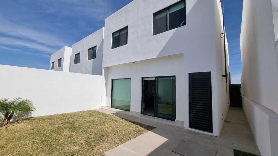 LA RIOJA RESIDENCIAL, Torreón, Coahuila de Zaragoza, 27018, Mexico, 3 Bedrooms Bedrooms, ,2 BathroomsBathrooms,Residential,For Sale,LA RIOJA RESIDENCIAL,1234461