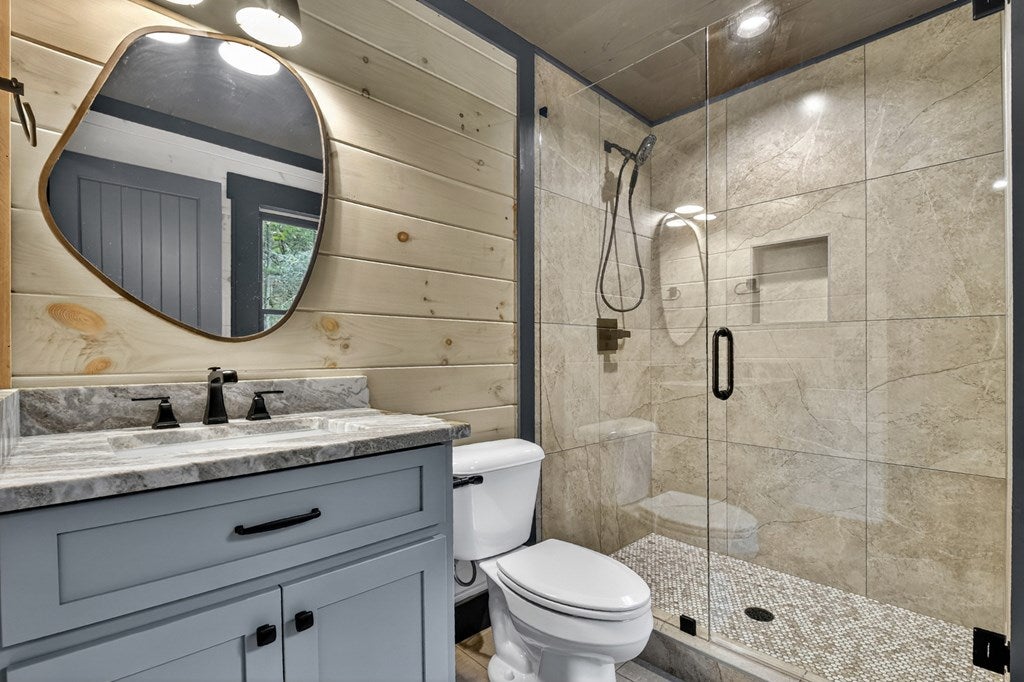 Mineral Bluff, Georgia, 30559, United States, 4 Bedrooms Bedrooms, ,5 BathroomsBathrooms,Residential,For Sale,1986837