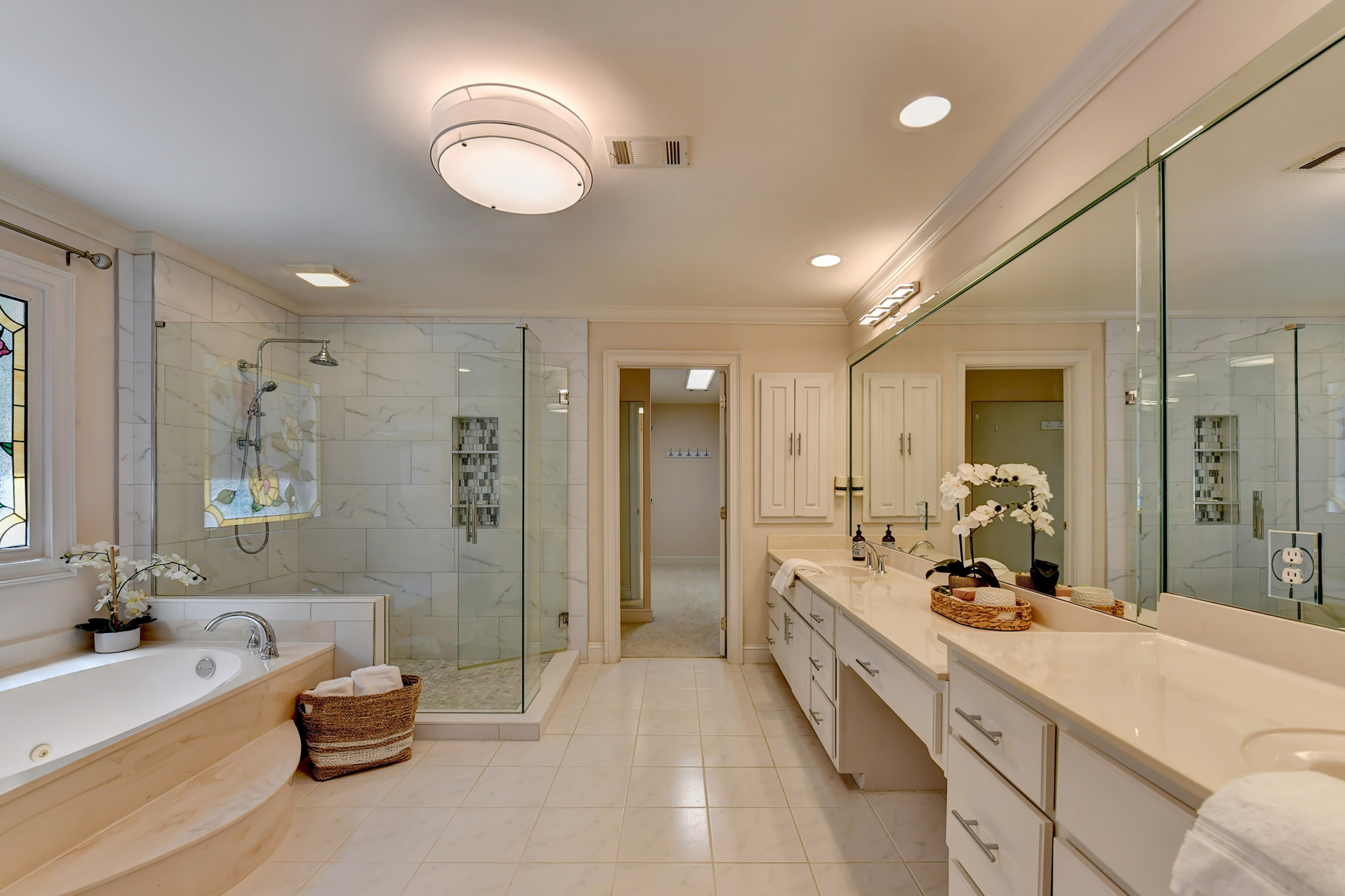  where  resort-style living meets everyday convenience - 物件實景