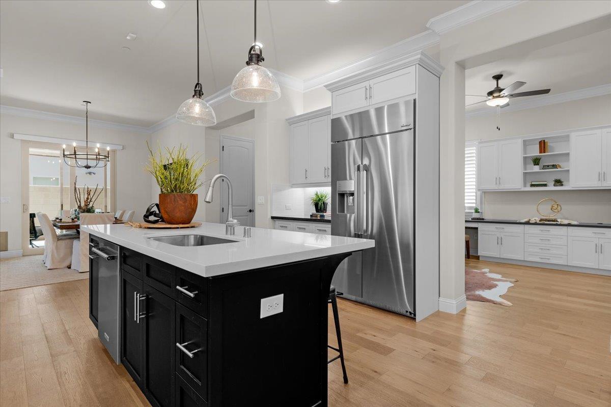 Fresno, California, 93730, United States, 3 Bedrooms Bedrooms, ,3 BathroomsBathrooms,Residential,For Sale,1846236