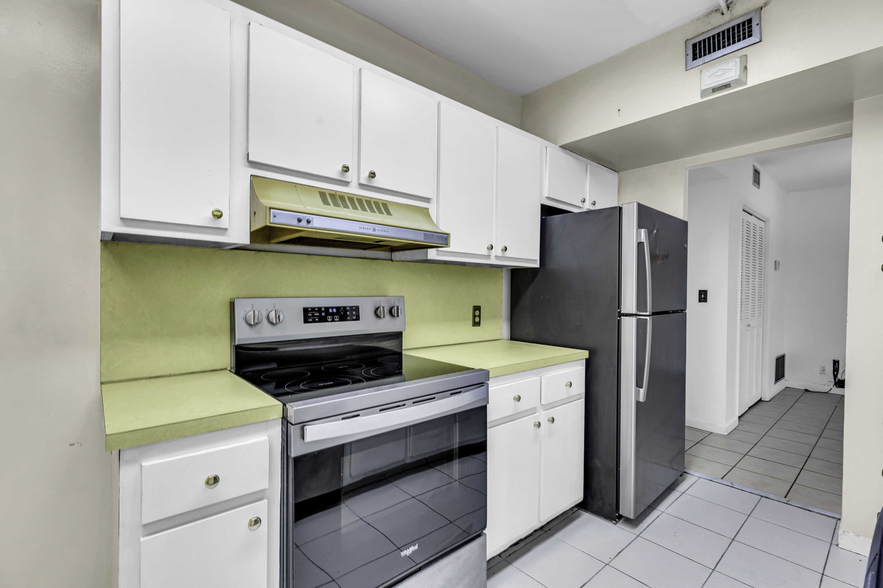  4200 Hillcrest Dr, Hollywood, FL, 33021 - 物件實景