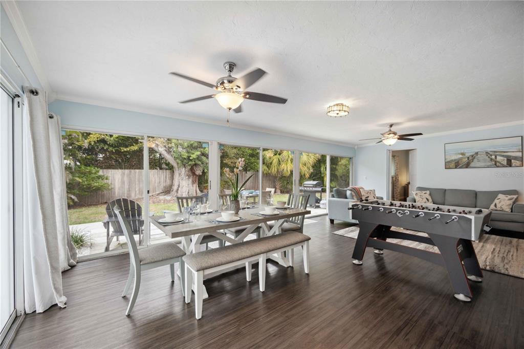 Sarasota, Florida, 34239, United States, 3 Bedrooms Bedrooms, ,2 BathroomsBathrooms,Residential,For Sale,1690637