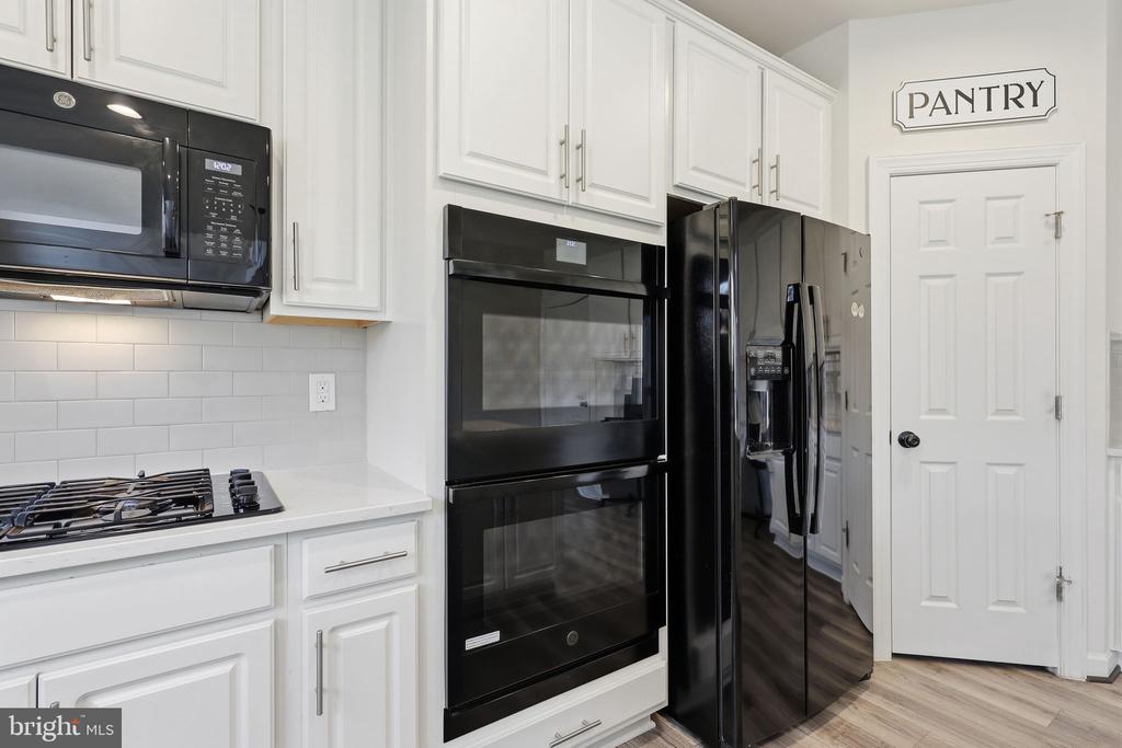 Fredericksburg, Virginia, 22405, United States, 5 Bedrooms Bedrooms, ,3 BathroomsBathrooms,Residential,For Sale,1987075