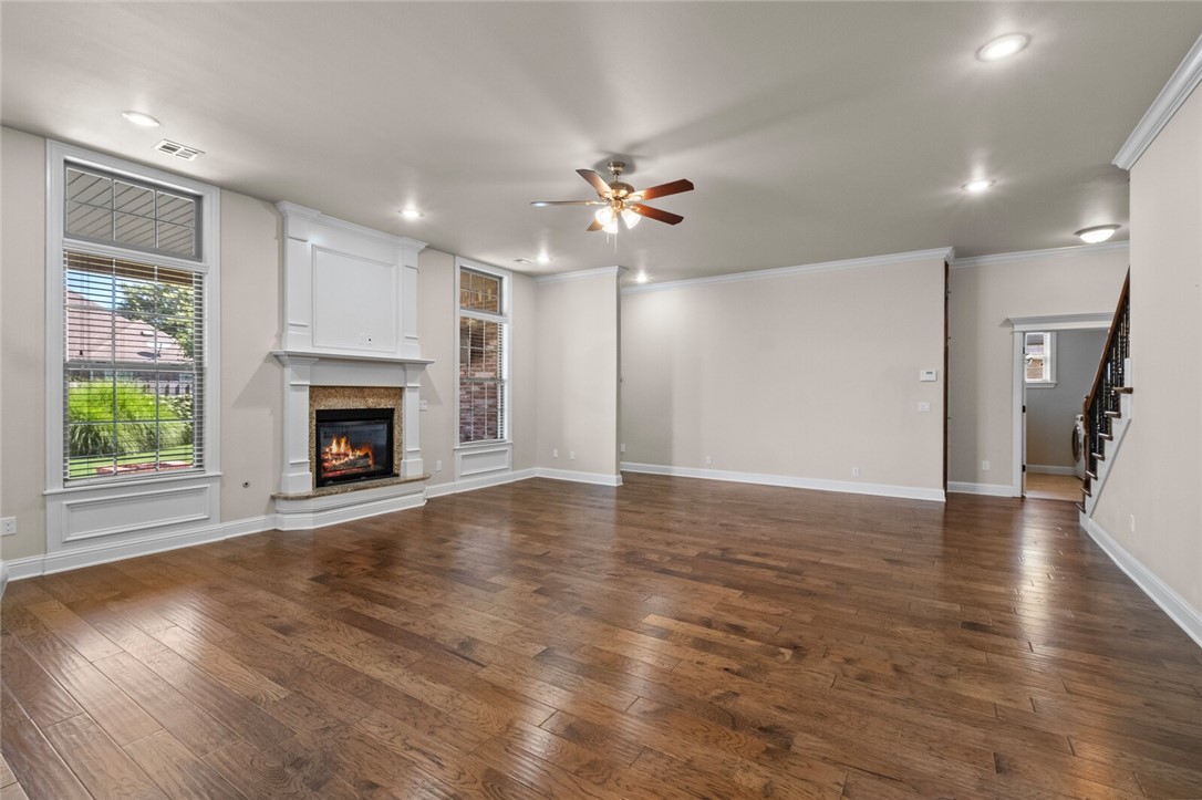 Rogers, Arkansas, 72758, United States, 5 Bedrooms Bedrooms, ,4 BathroomsBathrooms,Residential,For Sale,1882904