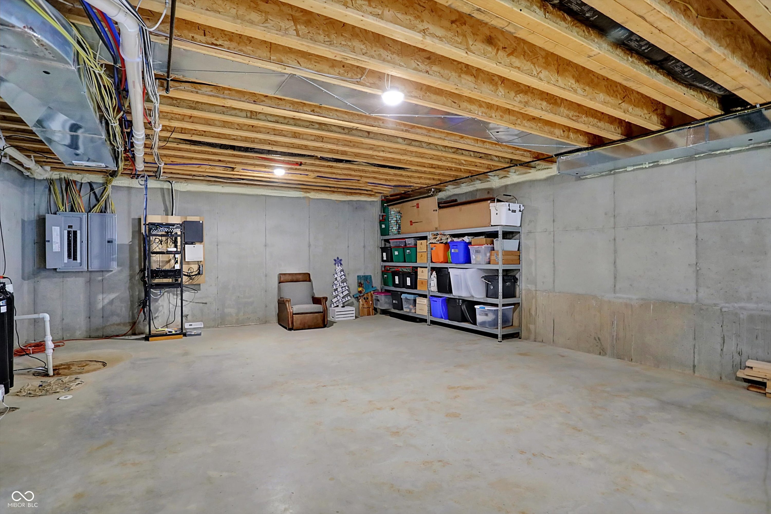 Greenwood, Indiana, 46143, United States, 4 Bedrooms Bedrooms, ,4 BathroomsBathrooms,Residential,For Sale,1978019