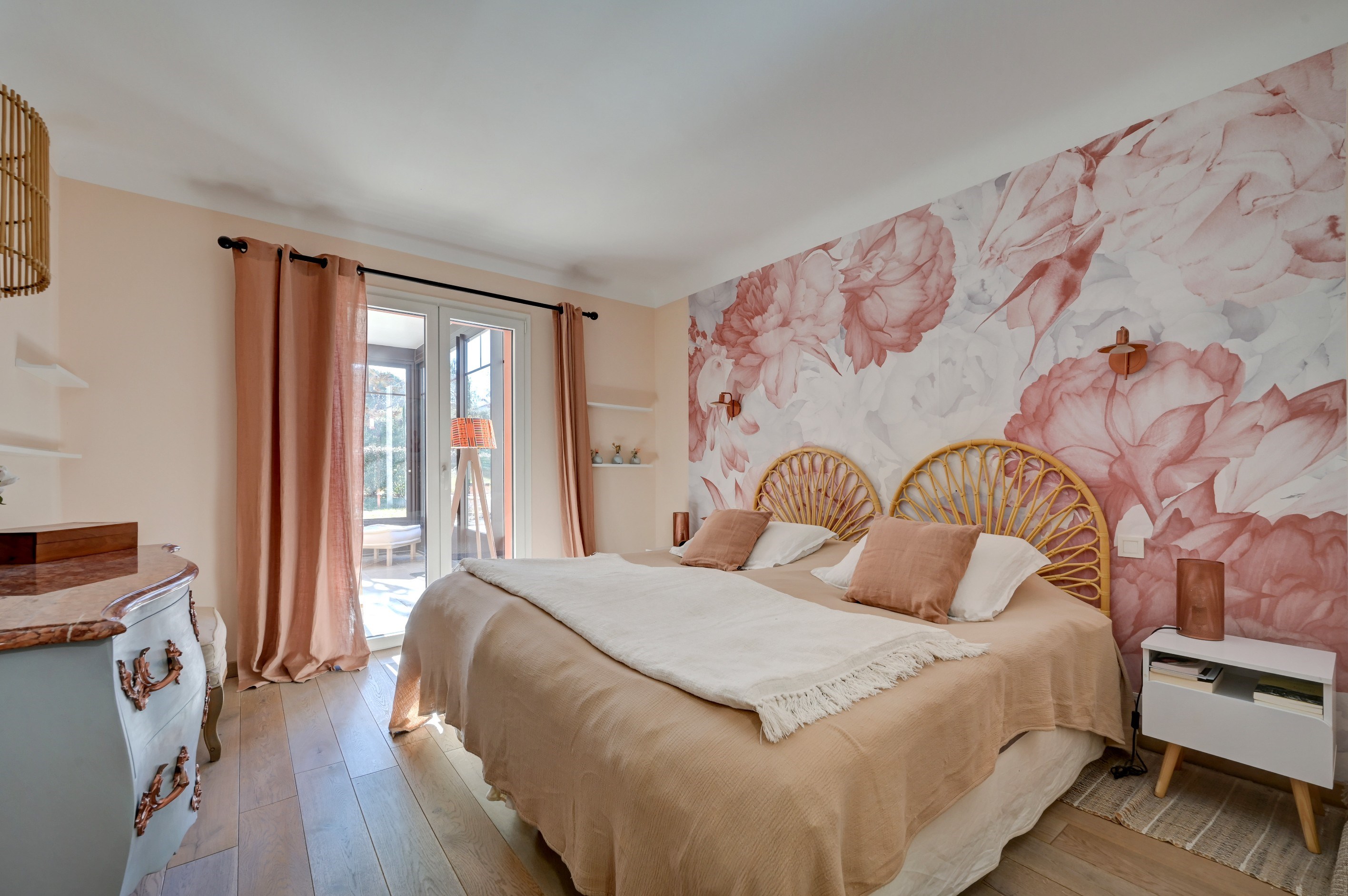  200 sqm Family Home on 6,256 sqm of Land – Close to Aix-en-Provence - 物件實景