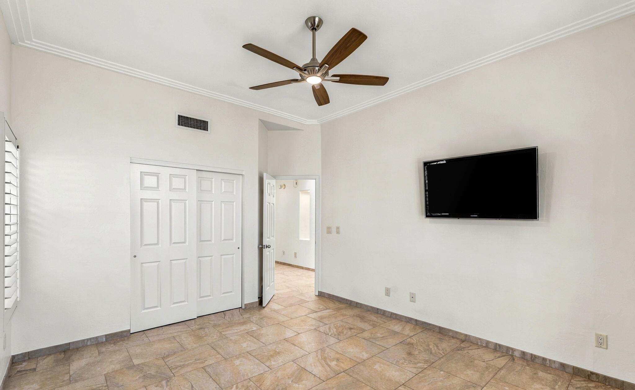  5560 E Miles Circle, Tucson, AZ 85712 - 物件實景