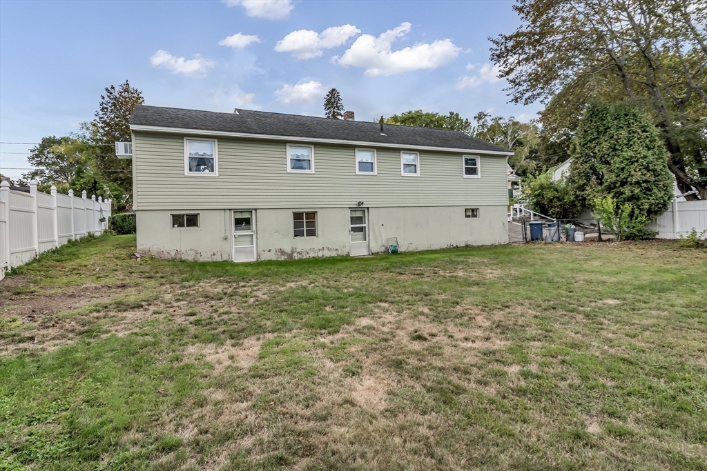 Lawrence, Massachusetts, 01843, United States, 3 Bedrooms Bedrooms, ,1 BathroomBathrooms,Residential,For Sale,1980479