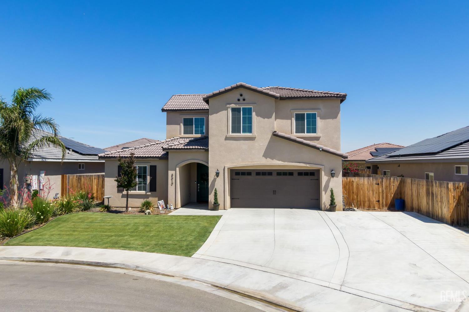 Bakersfield, California, 93314, United States, 5 Bedrooms Bedrooms, ,3 BathroomsBathrooms,Residential,For Sale,1821031
