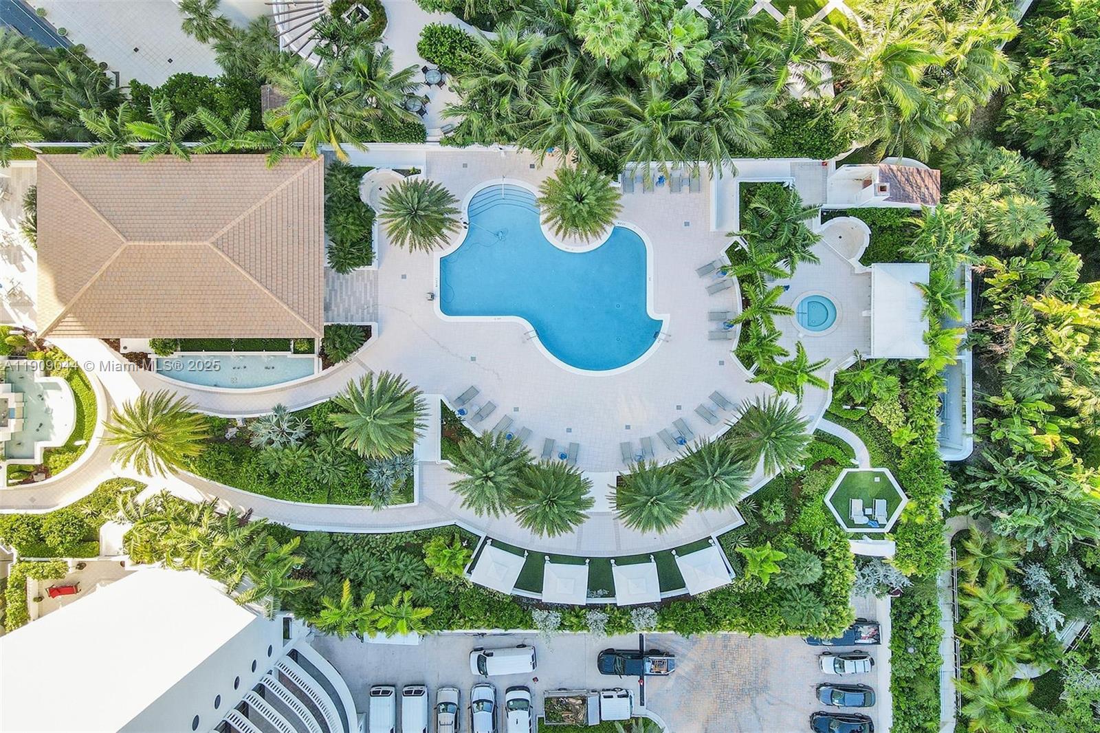 Aventura, Florida, 33160, United States, 2 Bedrooms Bedrooms, ,2 BathroomsBathrooms,Residential,For Sale,1989230