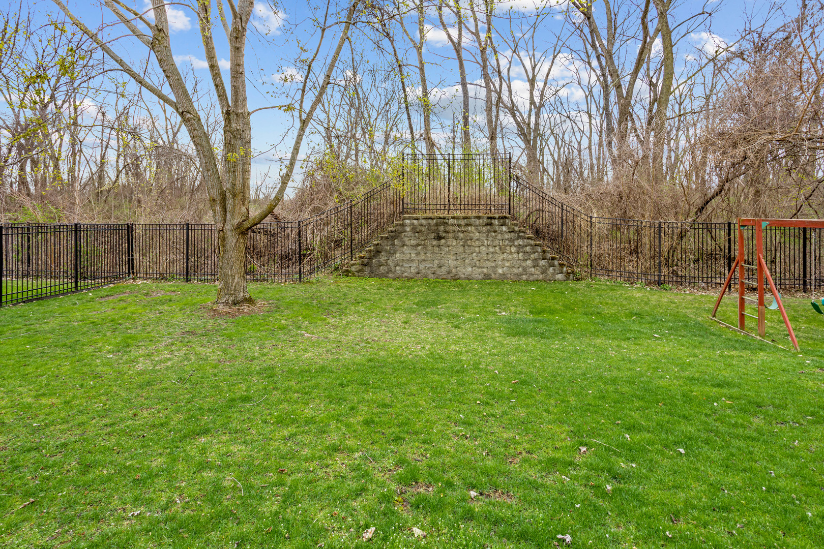 Bartlett, Illinois, 60103, United States, 4 Bedrooms Bedrooms, ,4 BathroomsBathrooms,Residential,For Sale,1950831