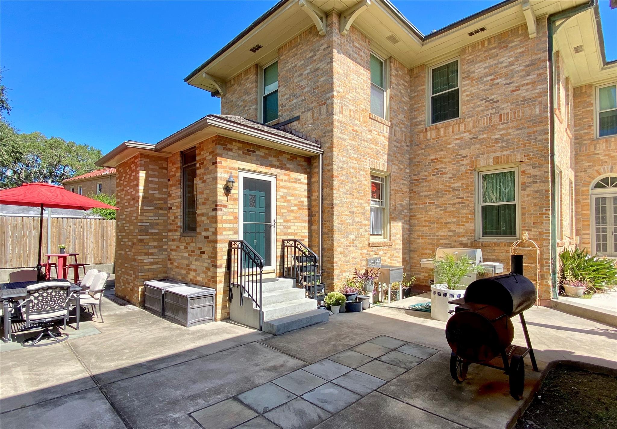 Galveston, Texas, 77551, United States, 3 Bedrooms Bedrooms, ,3 BathroomsBathrooms,Residential,For Sale,1805547