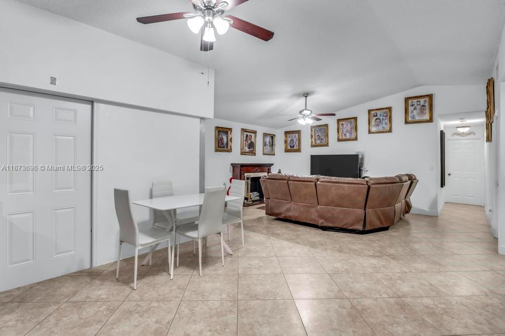 Homestead, Florida, 33032, United States, 5 Bedrooms Bedrooms, ,3 BathroomsBathrooms,Residential,For Sale,1941894