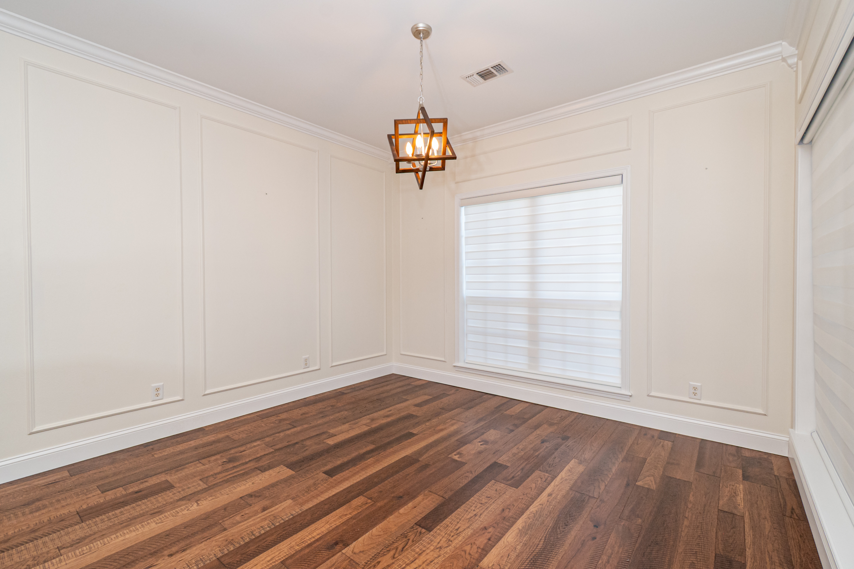 El Dorado, Arkansas, 71730, United States, 3 Bedrooms Bedrooms, ,3 BathroomsBathrooms,Residential,For Sale,1982528