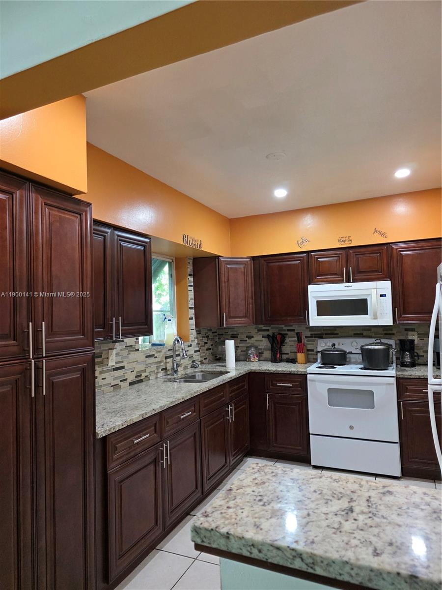 Miami, Florida, 33167, United States, 4 Bedrooms Bedrooms, ,2 BathroomsBathrooms,Residential,For Sale,1967493