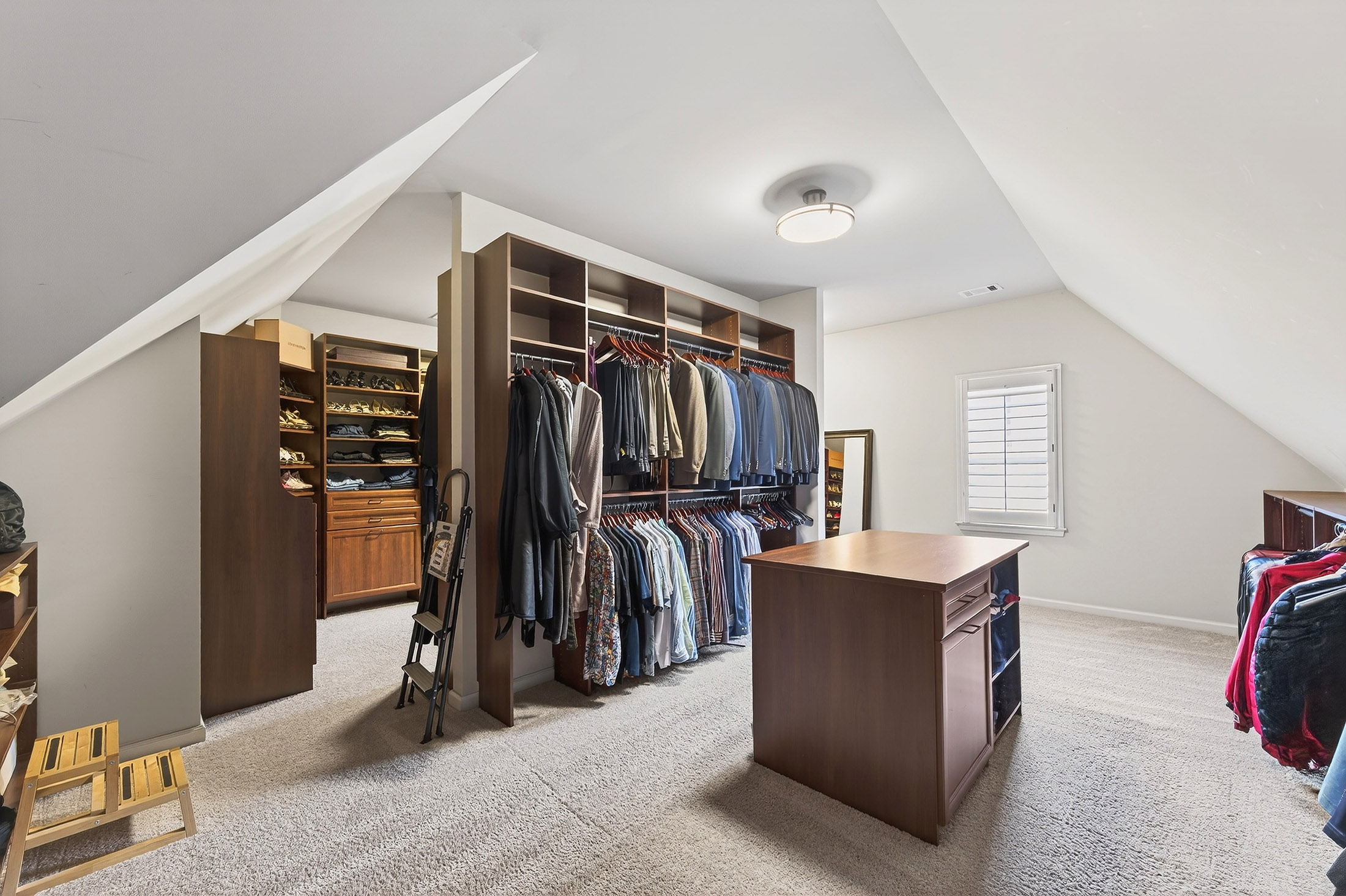  Milton Retreat on 1.43+/- Acres with Pool, Spa and Outdoor Living - 物件實景