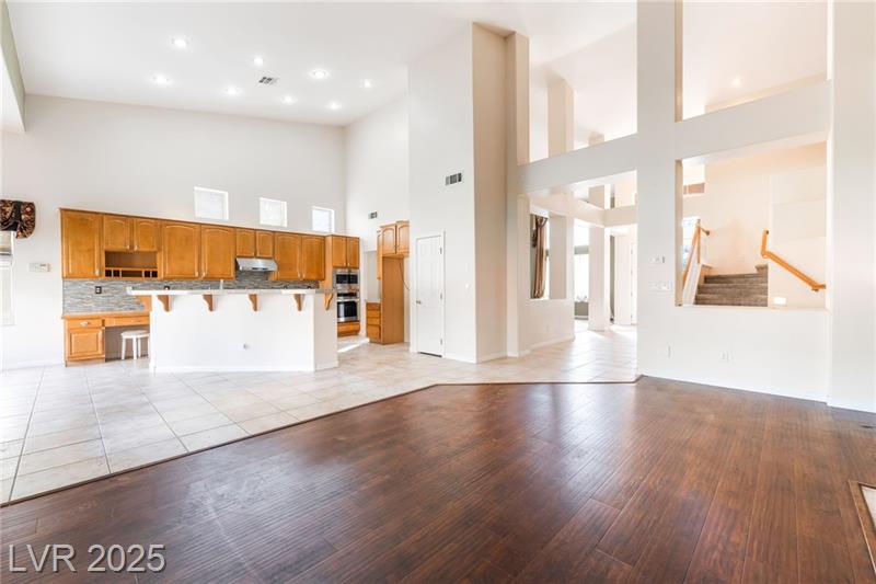 Las Vegas, Nevada, 89110, United States, 6 Bedrooms Bedrooms, ,3 BathroomsBathrooms,Residential,For Sale,1987091