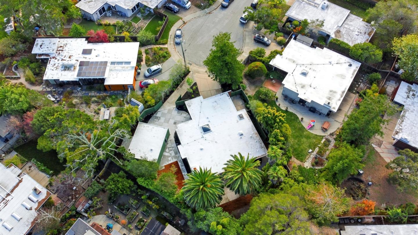 San Mateo, California, 94402, United States, 3 Bedrooms Bedrooms, ,2 BathroomsBathrooms,Residential,For Sale,1989577