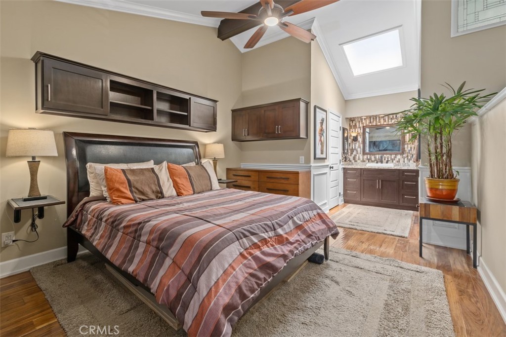 Irvine, California, 92620, United States, 1 Bedroom Bedrooms, ,2 BathroomsBathrooms,Residential,For Sale,1906882
