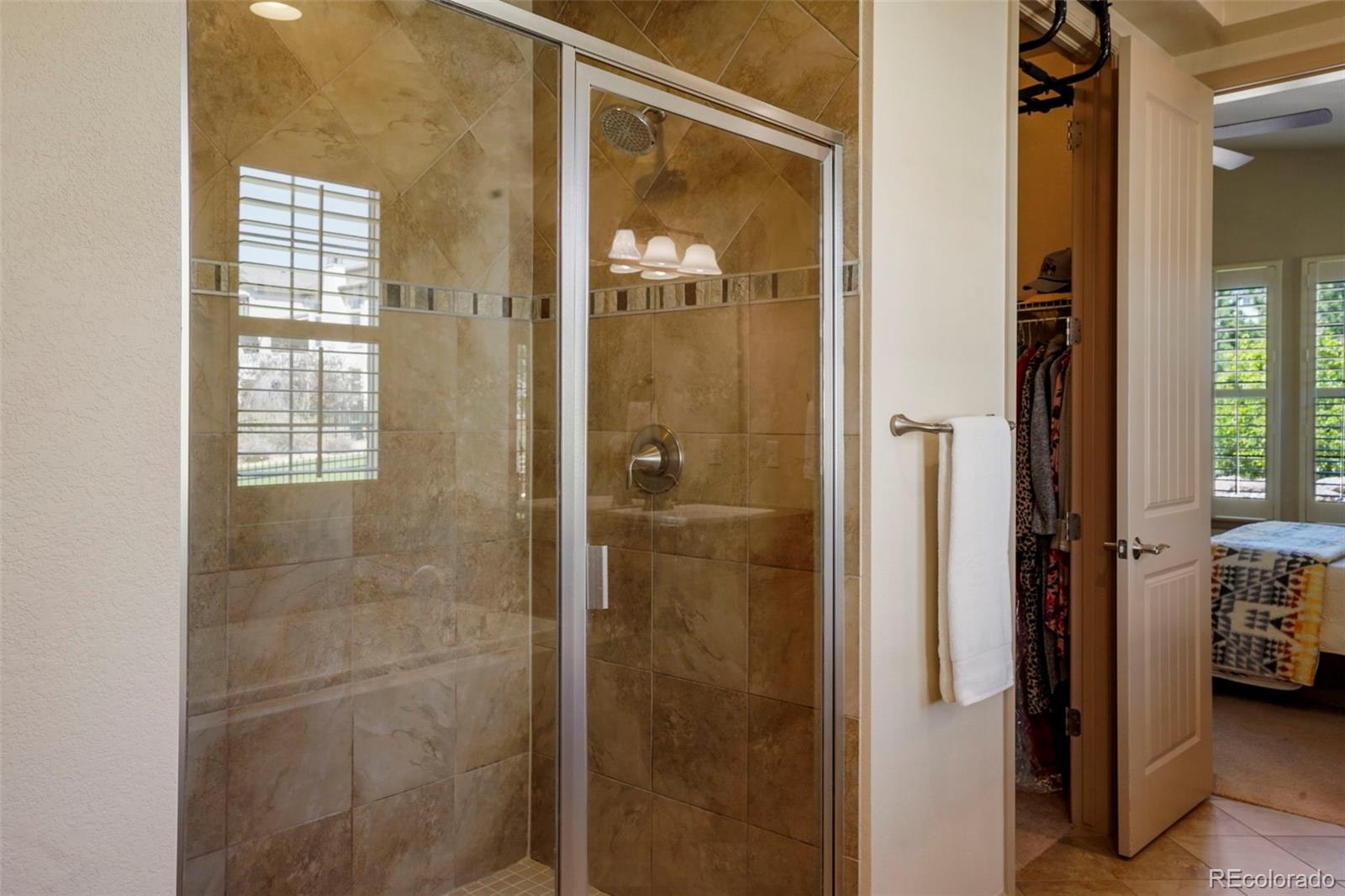 Lakewood, Colorado, 80228, United States, 4 Bedrooms Bedrooms, ,3 BathroomsBathrooms,Residential,For Sale,1791587