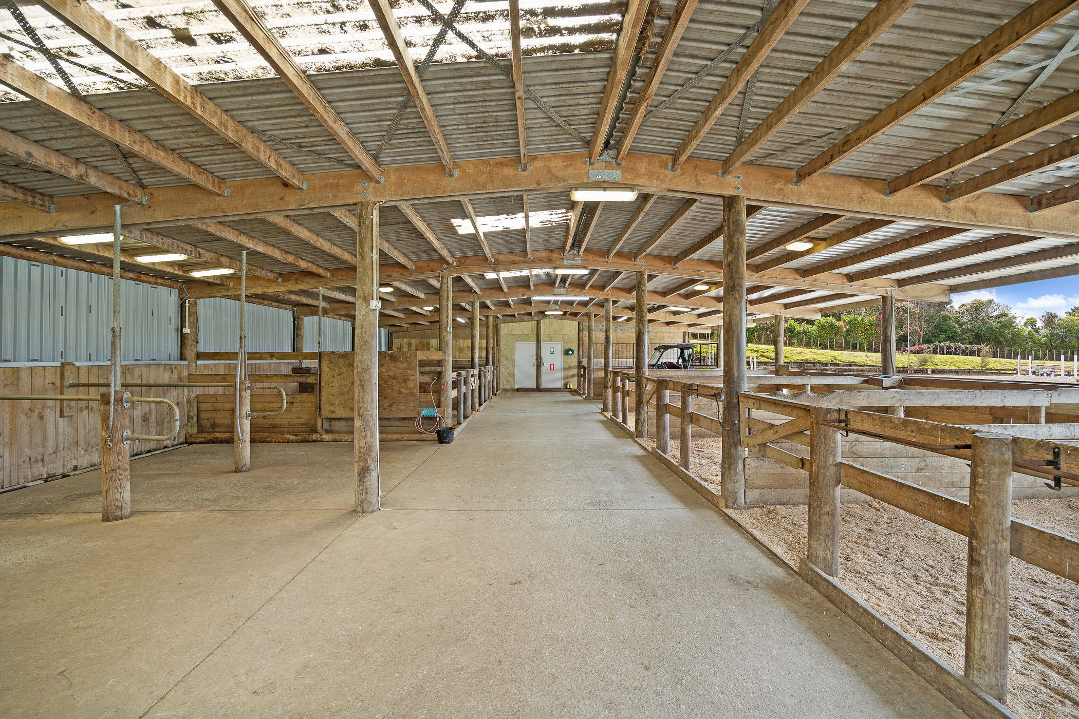  Equestrian Facility - Land Bank with Income - 物件實景