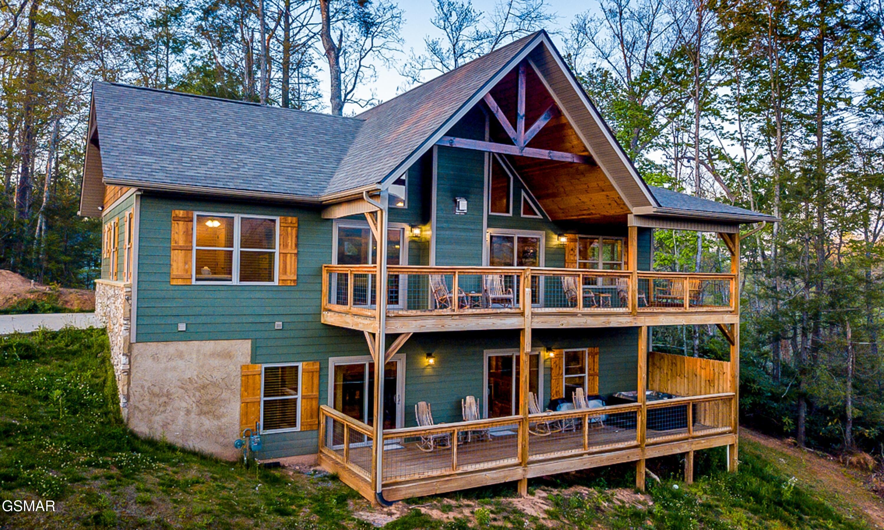 Gatlinburg, Tennessee, 37738, United States, 3 Bedrooms Bedrooms, ,4 BathroomsBathrooms,Residential,For Sale,2024067