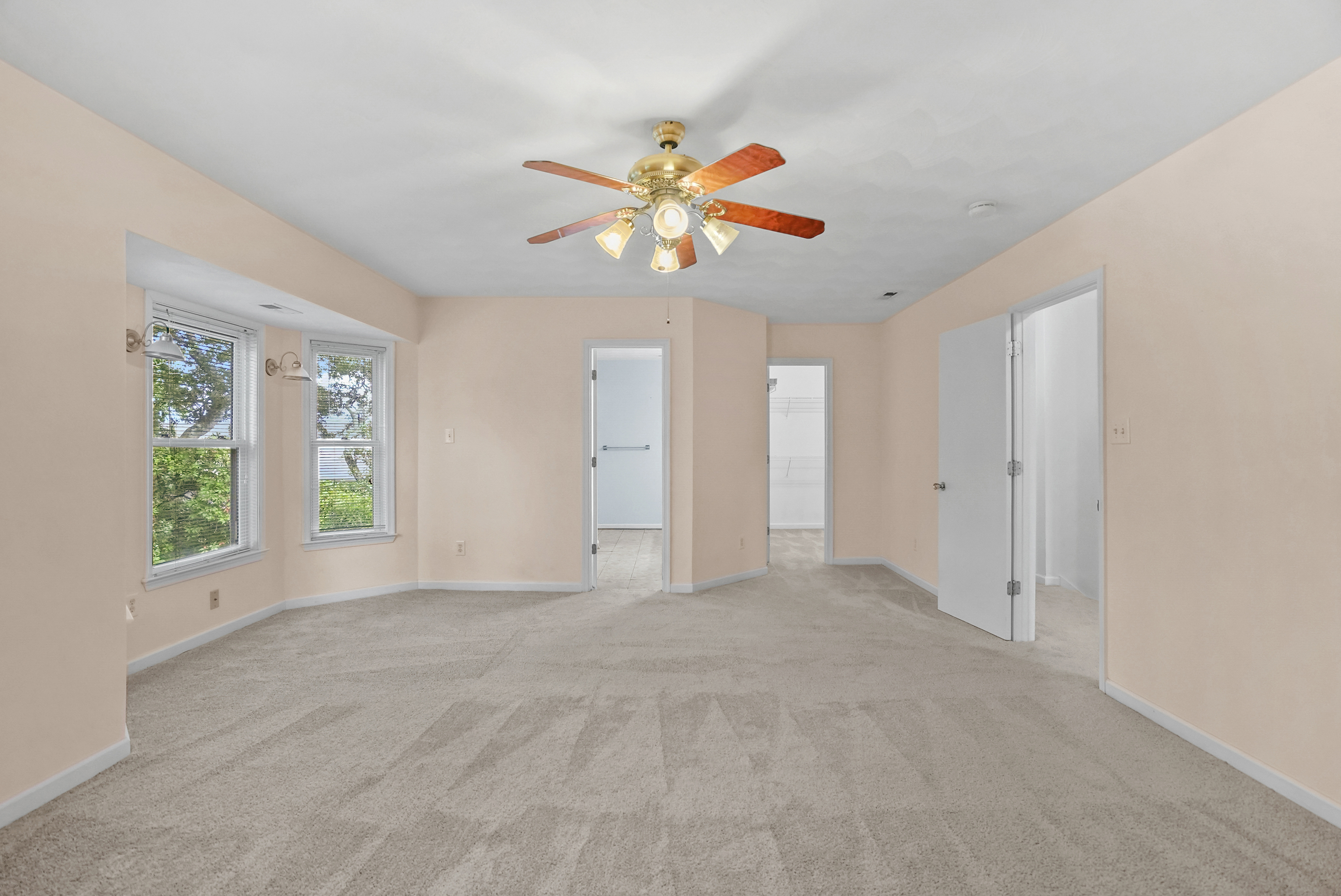  2112 Pretty Lake Avenue, Norfolk, VA, 23518 - 物件實景