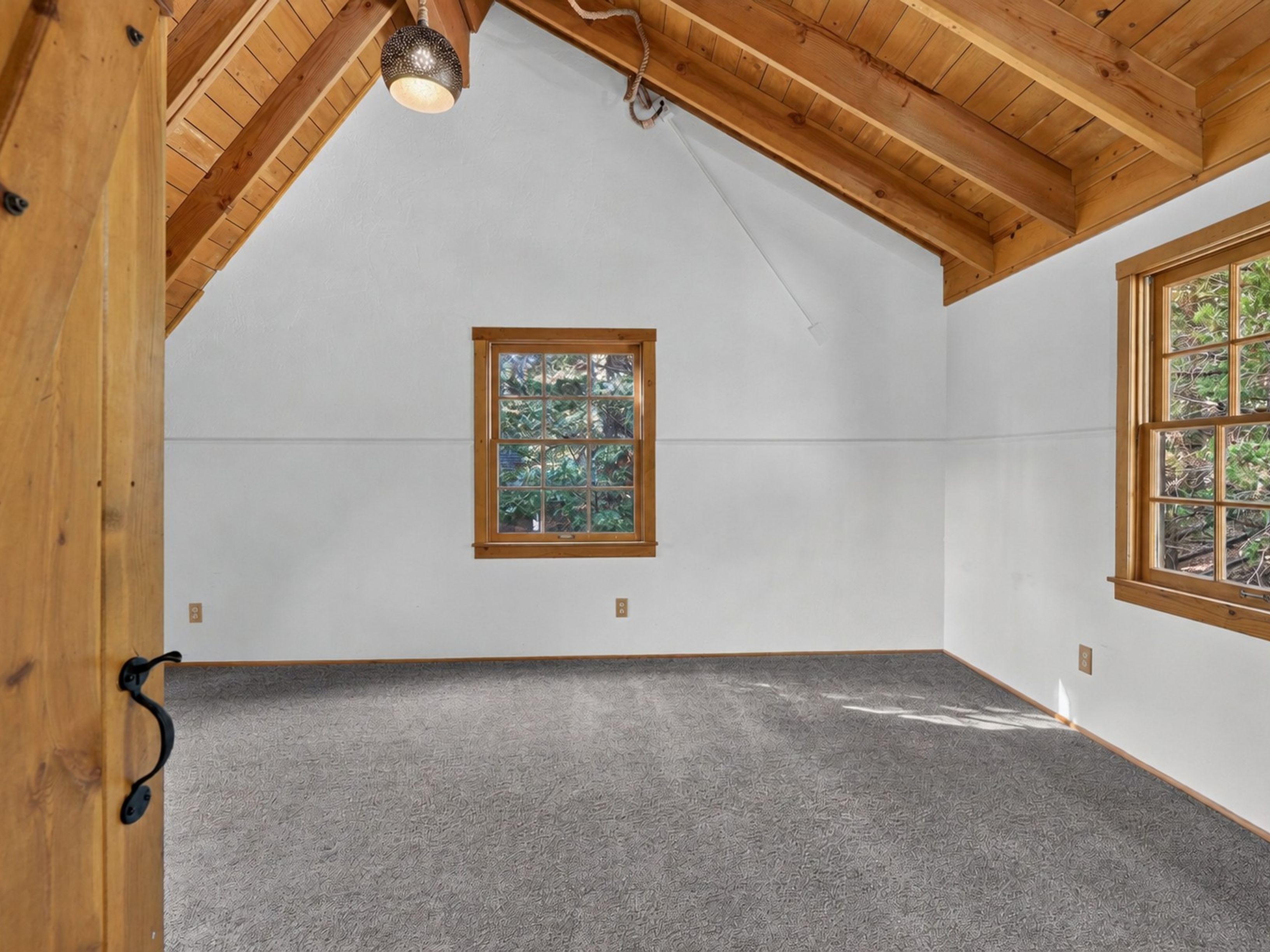  349 Golf Course Road, Lake Arrowhead, CA 92352 - 物件實景