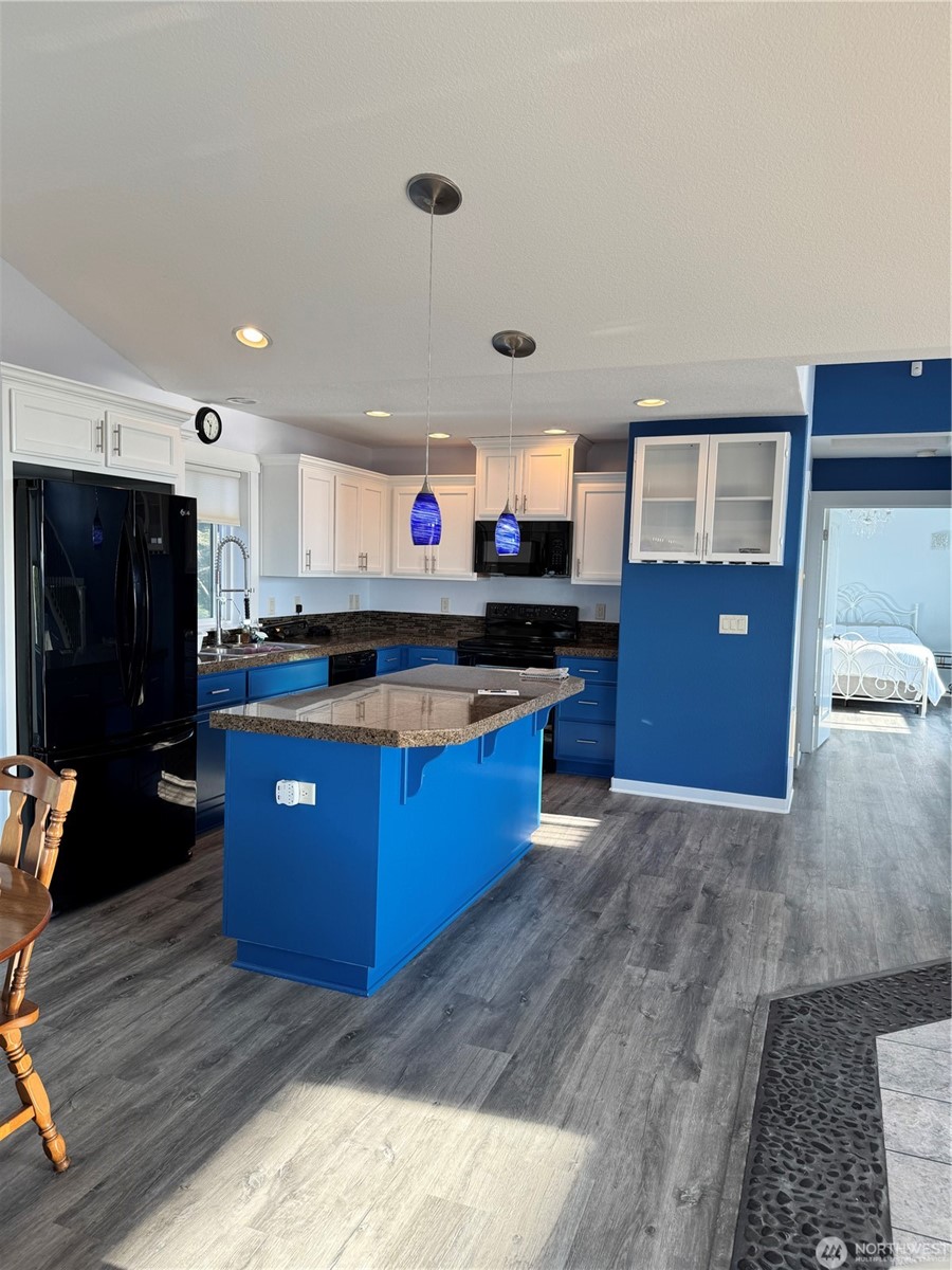 Ocean Park, Washington, 98640, United States, 2 Bedrooms Bedrooms, ,2 BathroomsBathrooms,Residential,For Sale,1980939